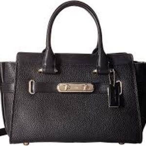 Coach Swagger Pebble 27